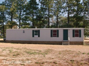 Affordable trailer skirting with the look of a real rock foundation.