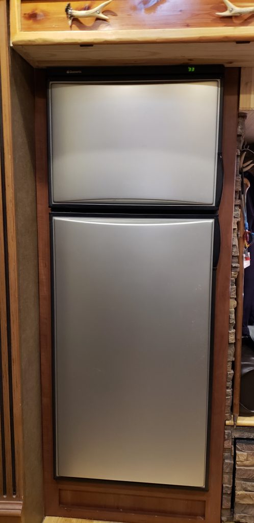 RV refrigerator